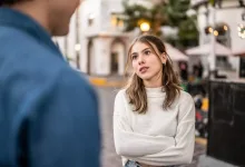 6 “Pink Flags” That Individuals Don’t Discover In Their Relationships