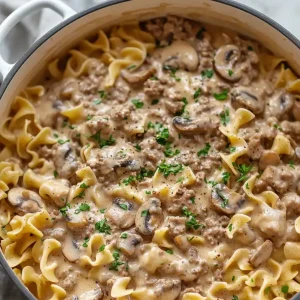 one pot ground beef stroganoff