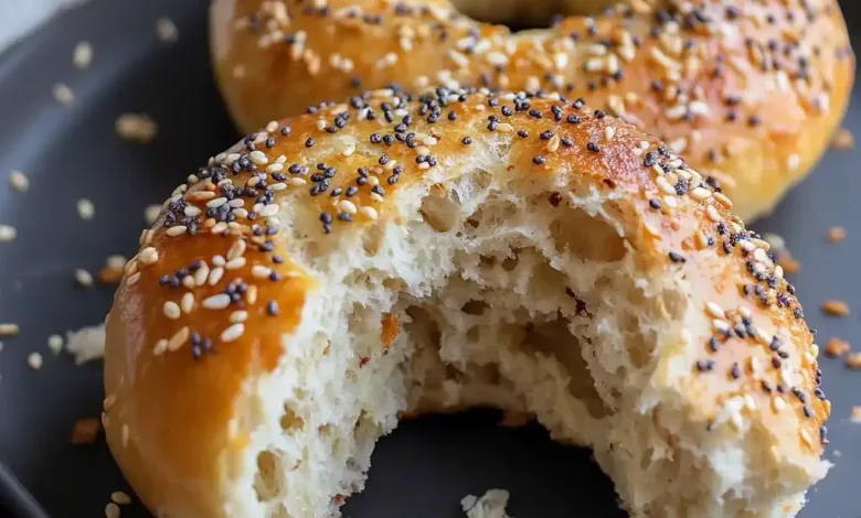 Excessive Protein Greek Yogurt Bagels (Straightforward & Wholesome) Excessive Protein Greek Yogurt Bagels (Straightforward & Wholesome)